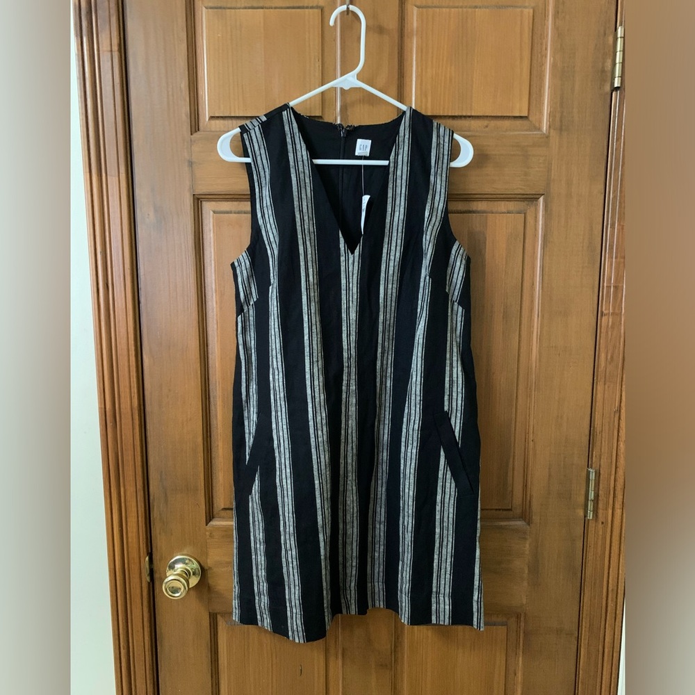 Gap Linen Blend Shift Dress
